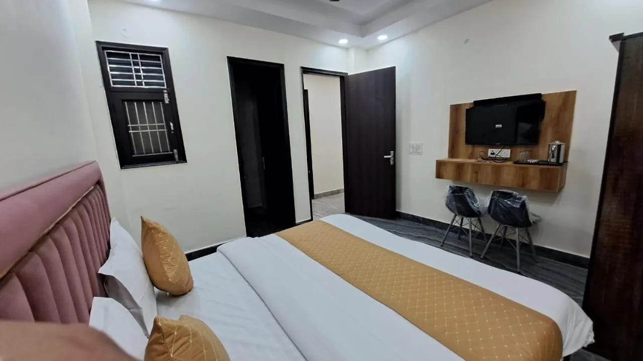 Hotel O City Deluxe Delhi